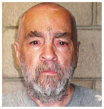 Charles Manson – 2009 veröffentlichtes Bild vom Corcoran State Prision, USA By California Department of Corrections and Rehabilitation [Public domain], via Wikimedia Commons